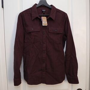 Patagonia Women's Button Down Shirt - Deep Burgundy